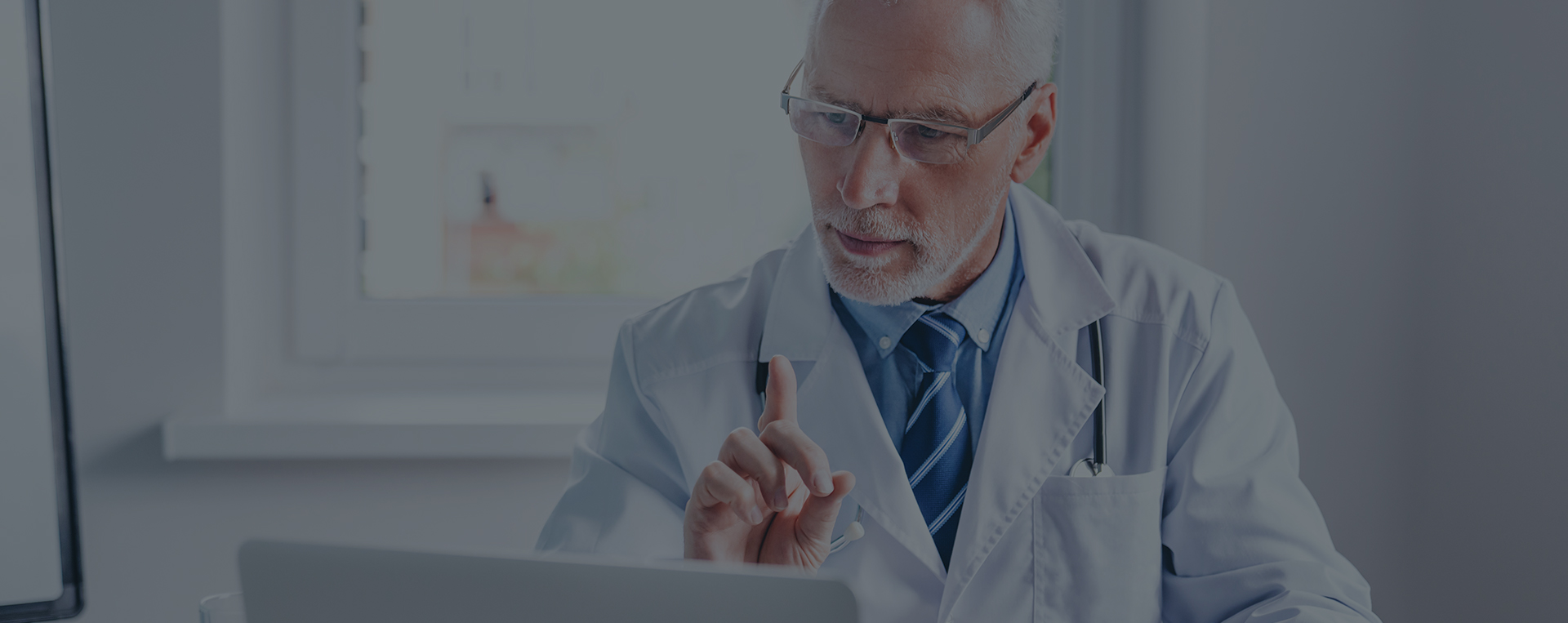 <div style="text-align: center;"><strong><span style="color:#ffffff;"><span style="font-size:48px;">Yealink Healthcare Solutions</span></span></strong></div>
<script>
$(function(){
$('.nav_box').hide()
})
</script>